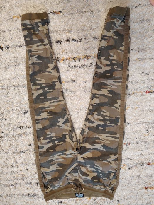Pantaloni copii mărimea 158 – 20 RON bucata (negociabil la mai multe)