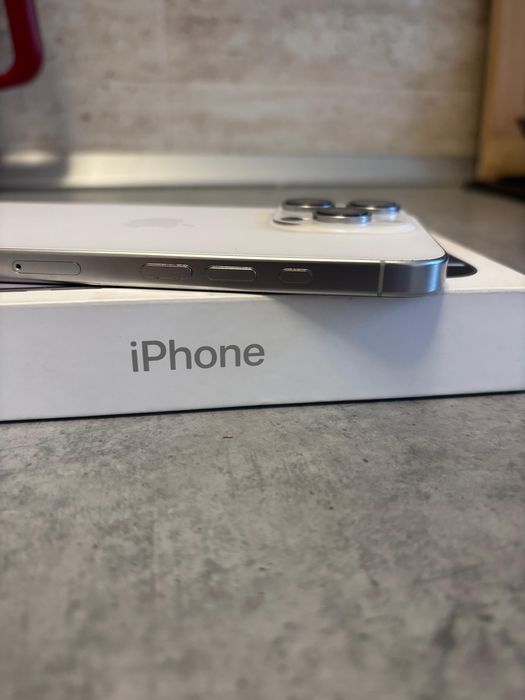 iPhone 16 Pro White Titanium - Impecabil, Baterie 95%, Full Box!