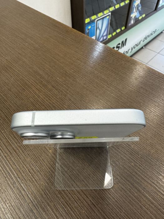 iPhone 15 / 128GB / 87% / Impecabil / Garantie 12 luni