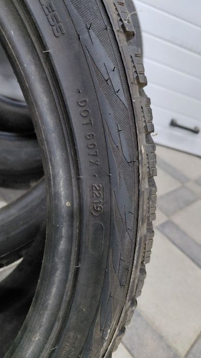 Продам резину R20