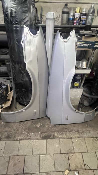 Продам крылья ваз самара 2114
