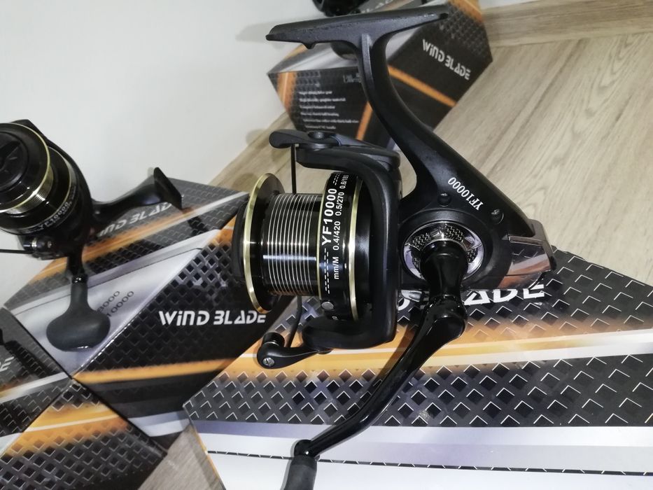 SET 4 Lansete Legend Carp 3.90 m 3.75 LBS + 4 Mulinete WindBlade 10000