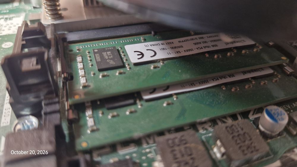 Vând DELL Optiplex 5080