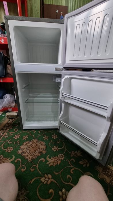 Продам холодильник