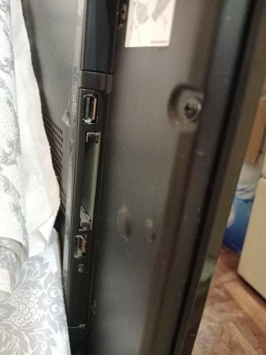Продам телевизор LG