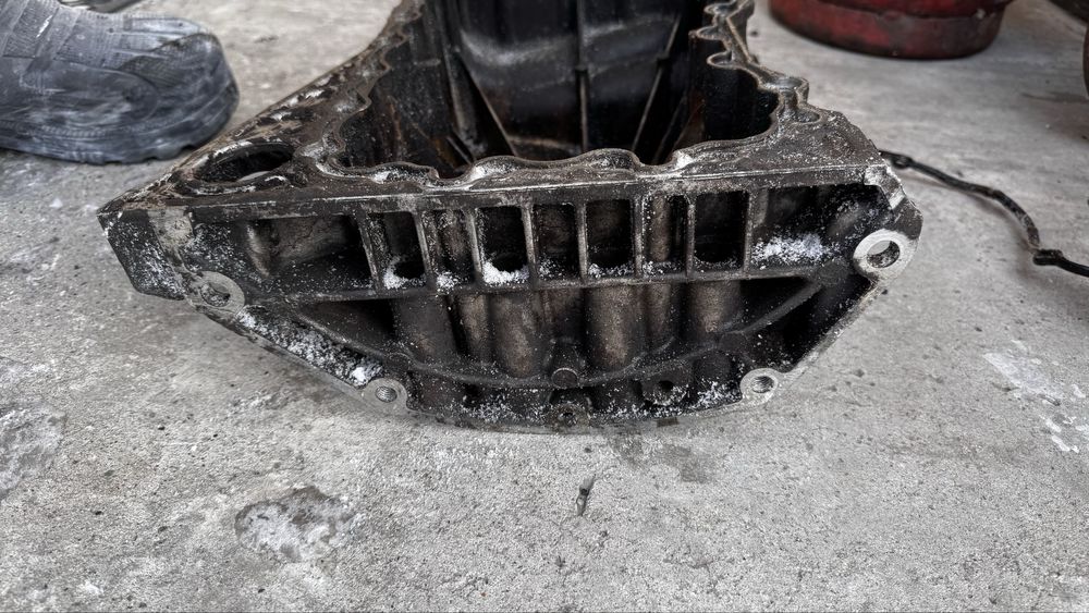 Поддон Рено Дастер