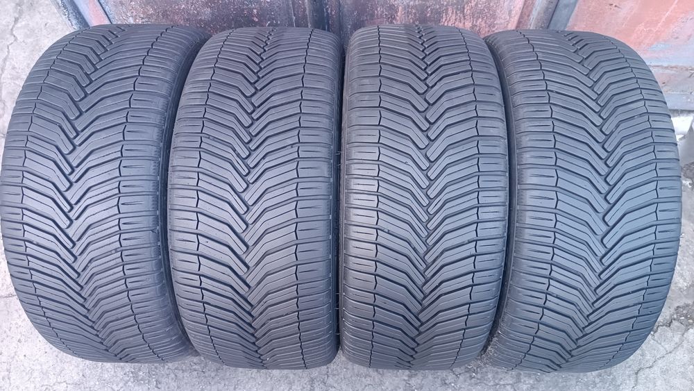 225/40/18 Michelin