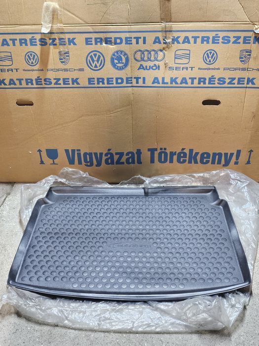 protectie mocheta portbagaj noua dedicata volkswagen golf v plus

prod