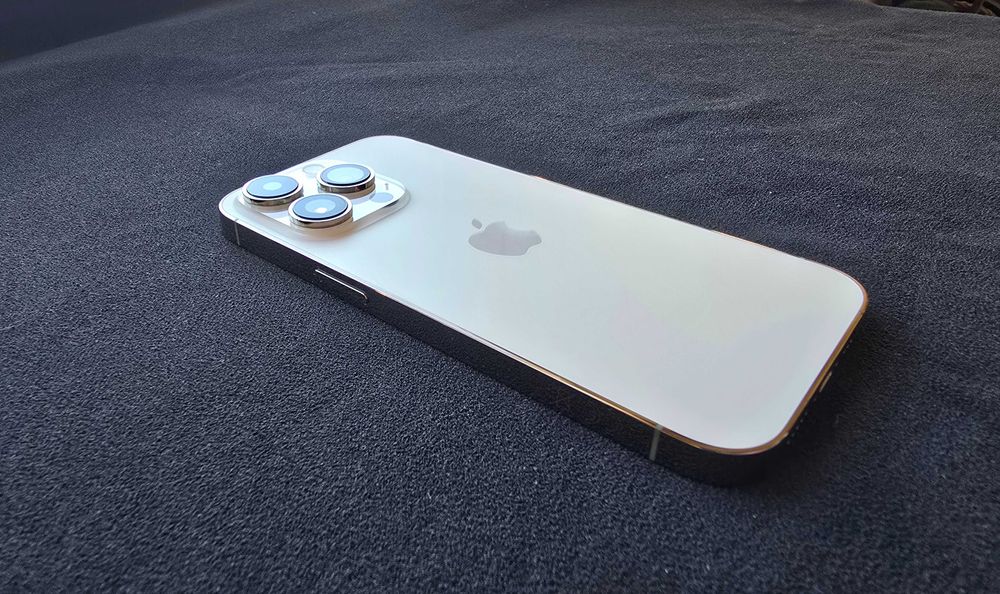 iPhone 14 pro - 128 gb - Gold - Изключително запазен