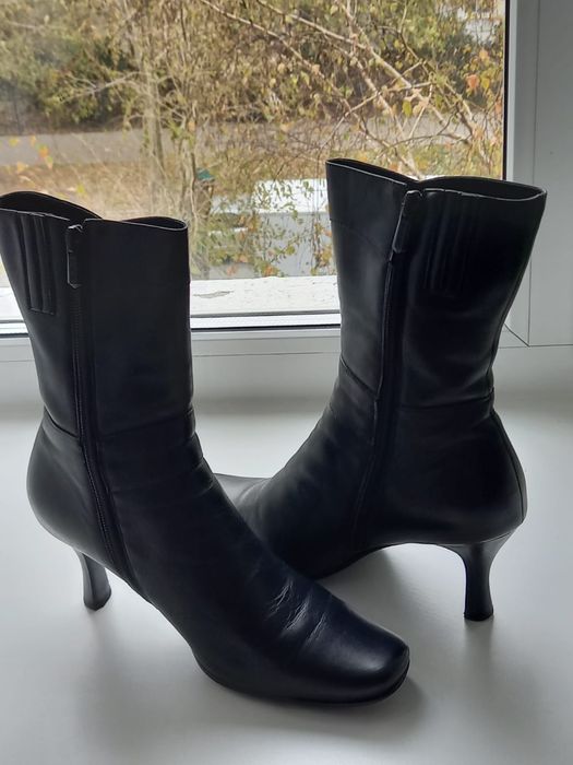 Продам осенние ботиночки