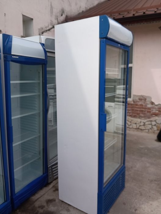 Огромна вертикална плюсова хладилна витрина 70 см широка с 12 месеца гаранция!