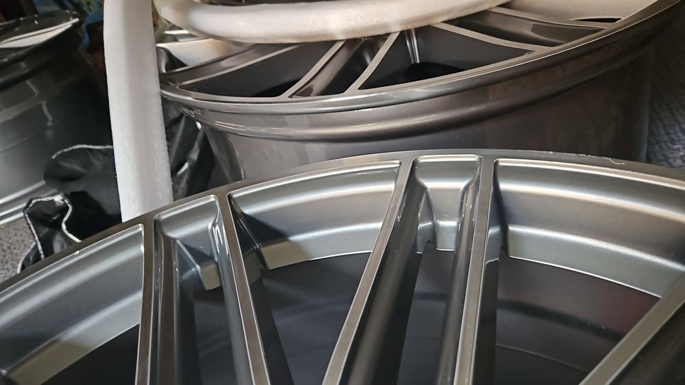 Продам диски новые