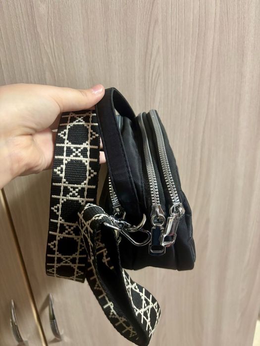 Продам женскую сумку