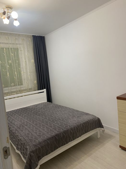 Продам 2 ком квартиру в хорошем районн