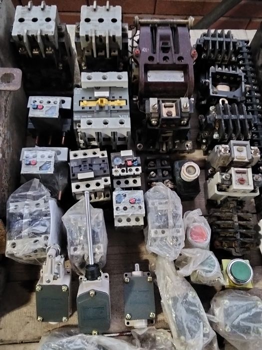 Продам электро автоматы