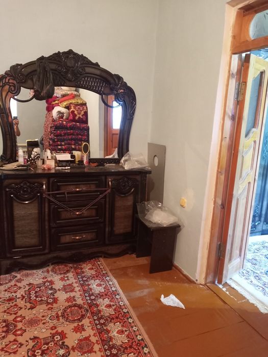 Stenka spalni teremo shkafchalari bilan kamplek sotiladi