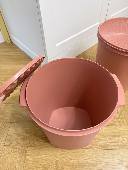 Продам контейнеры Tupperware