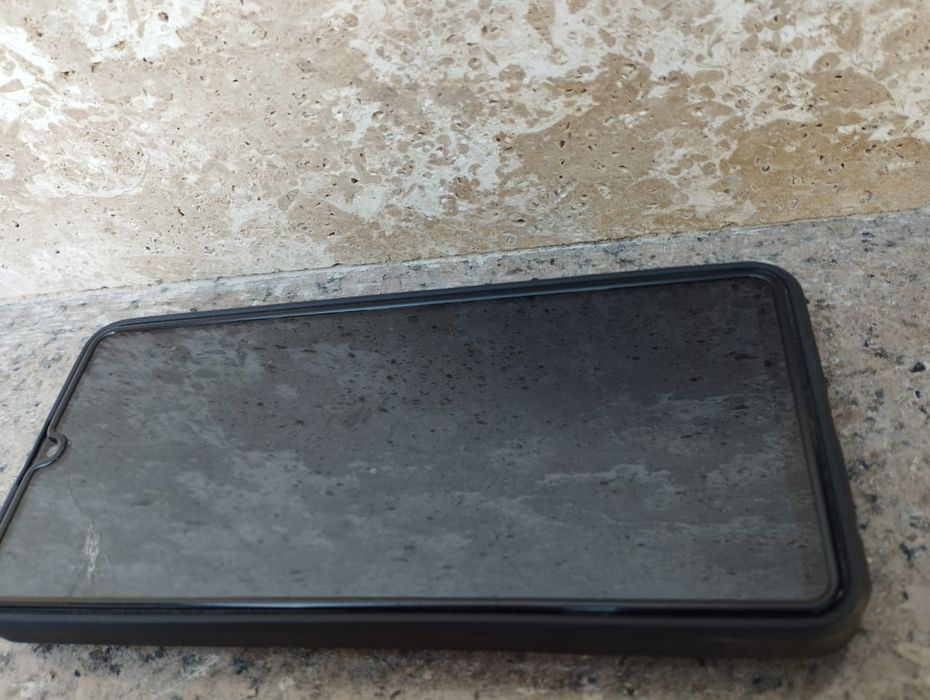 Samsung   А32 хорошо телефон