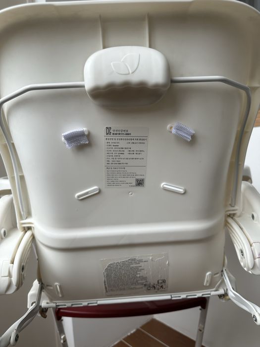 Детский стульчик для кормления