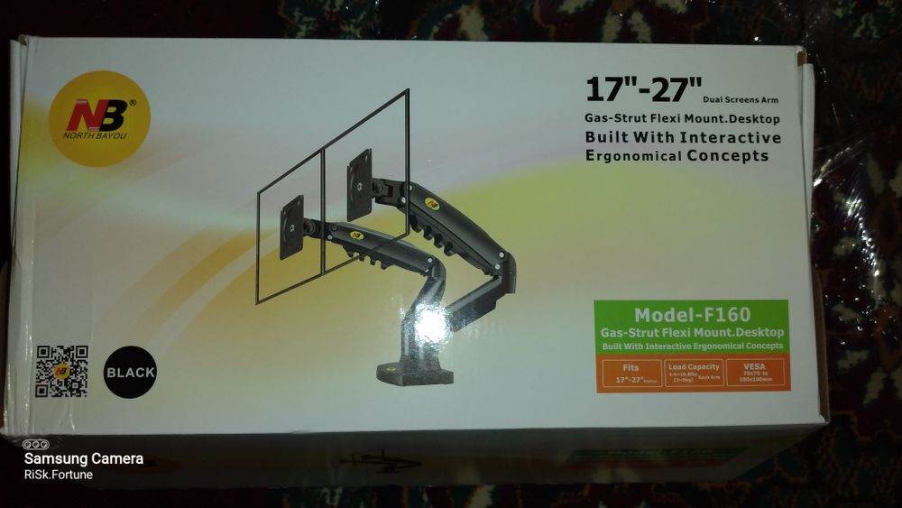 Кронштейн для мониторов