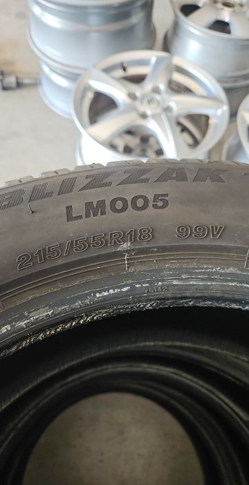 215/55/18цола Bridgestone