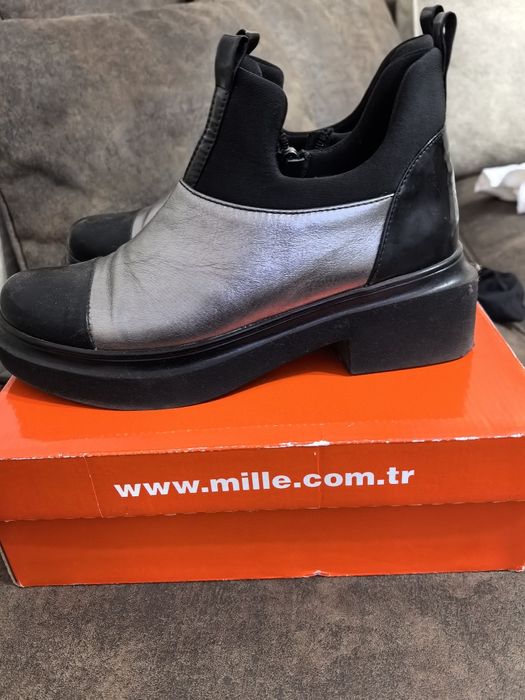 Боти естествена кожа и лак