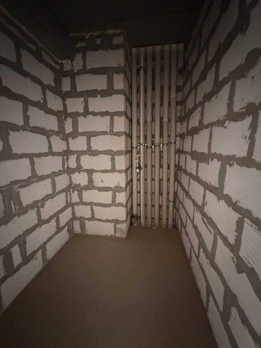 Срочно продаётся 3х квартира на 6 этаж орр БУХОРО СИТИ