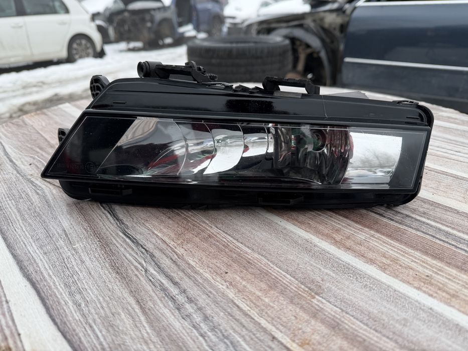 Халоген Skoda Octavia