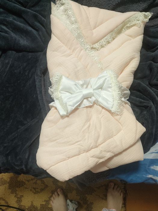 Продам конверт на выписку