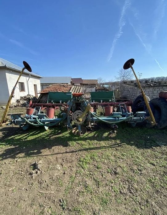 Semanatore floarea-soarelui, porumb
