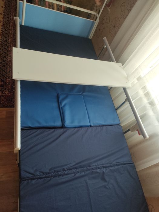 медицинская кровать