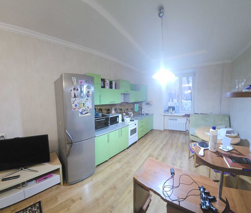 3х-комн квартира Менделеева 1