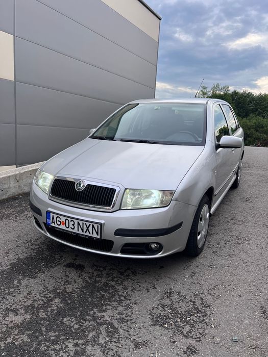 Vand skoda fabia facelift 1.4tdi 80cp euro 4 xenon ac consum 4% naveta