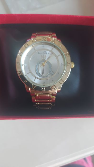 Продам часы  в отличном