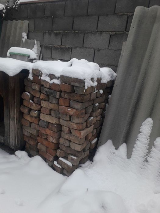 Продам кирпичи срочно