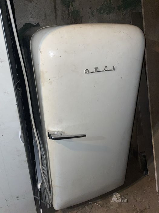 Продам холодильник Орск