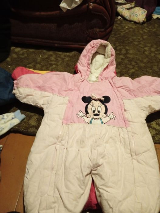 Отдаю бесплатно детские вещи