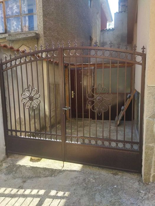 Продава се етаж от къща,Кв. Македонски, Стара Загора