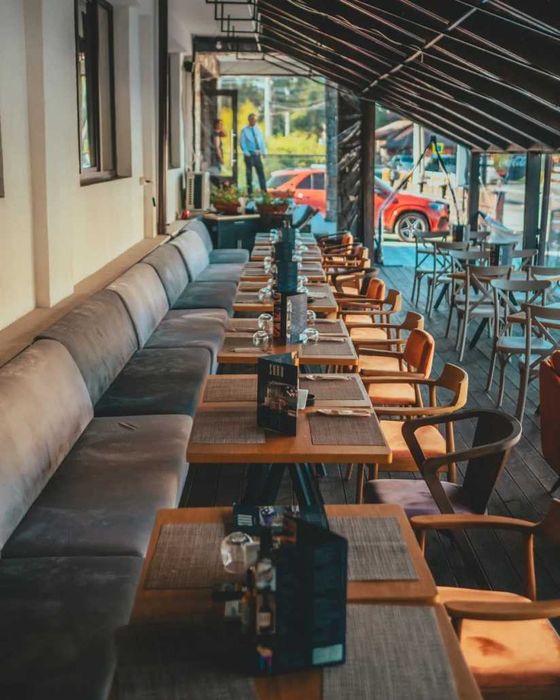 Spatiu comercial de inchiriat - restaurant cu terasa – DN1 Busteni