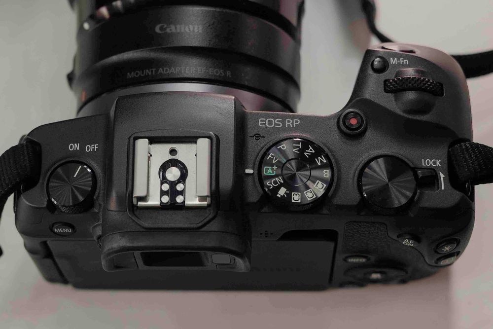 Canon EOS RP + SIGMA DG 35mm + Mount adapter R