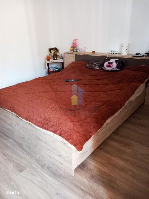 Casa Pretabila 2 familii, teren 1046 mp, toate utilitatile, Cazasu