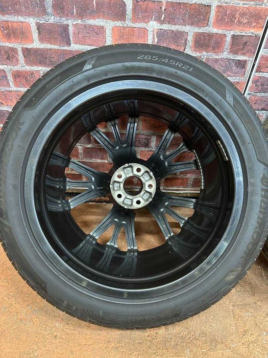 Janta AUDI Q7 Q8 j10 285 45 R21 Hankook