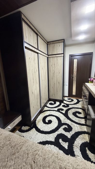 Срочно в Янгиюле продается квартира своя