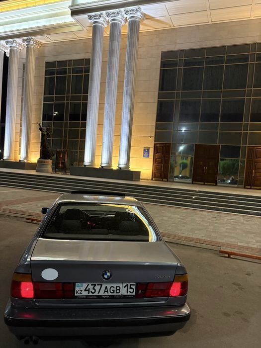 Срочно продам bmw e34 520i