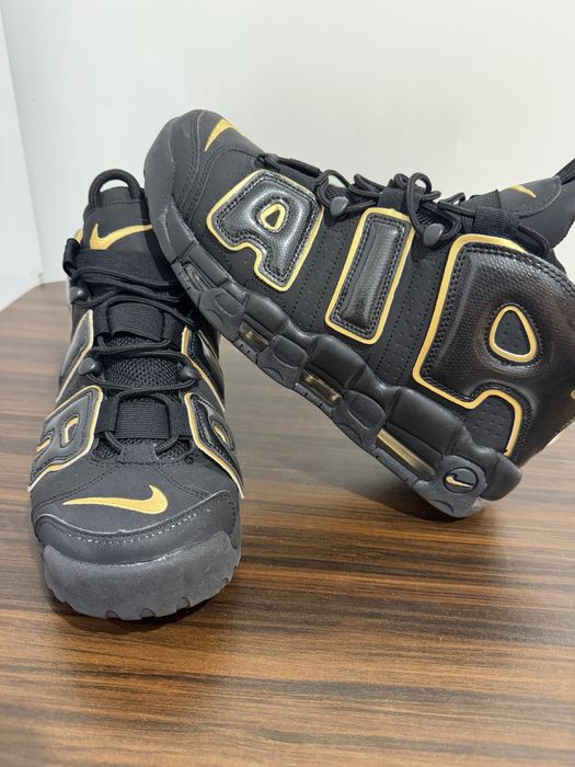 Nike air more uptempo