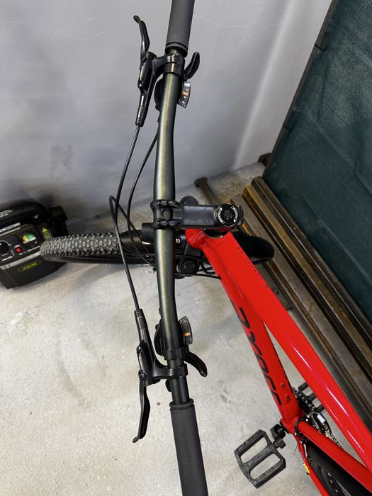 Bicicletă Cross Country / MTB Axess SANDEE DX ATB 2025 – 29” – Echipare completă – Ca nouă