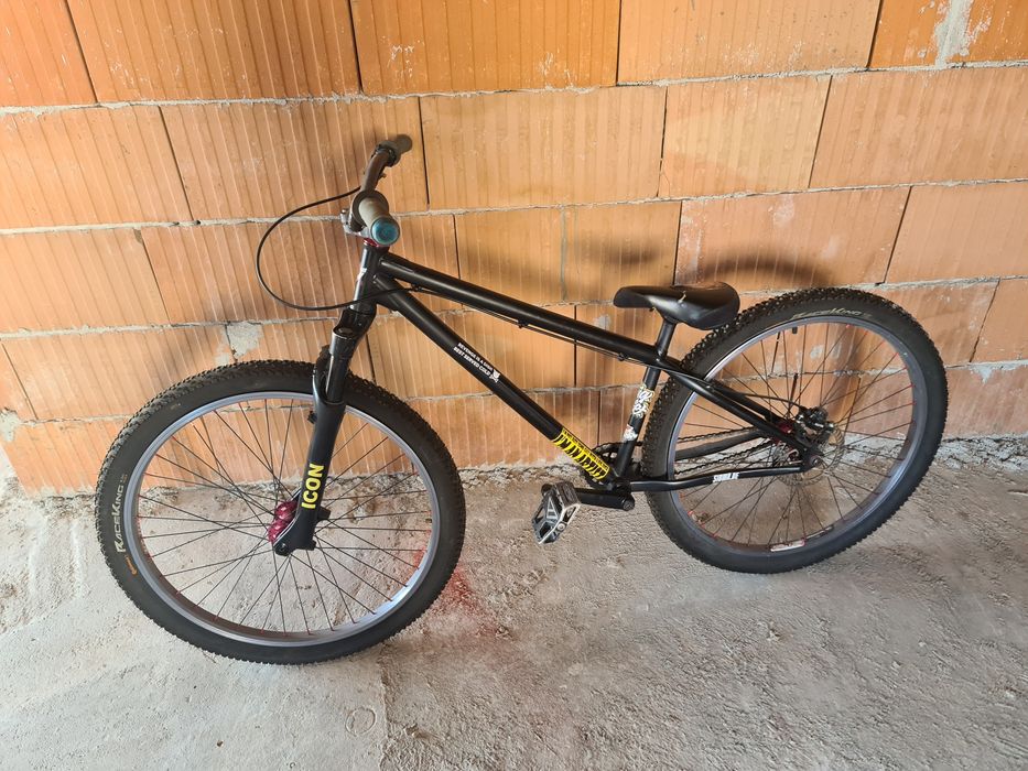 Vand/schimb bicicleta yt industries dirt love Bucuresti Sectorul 4 • OLX.ro