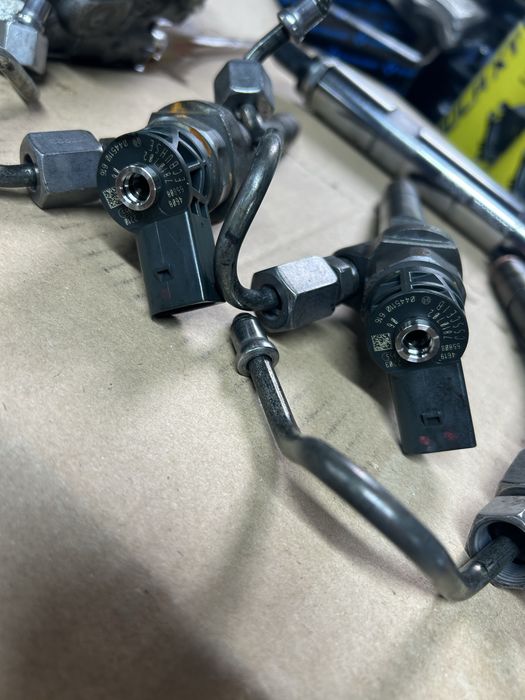 Kit injectie bmw gama f 184 cp cod 0445110616/06
