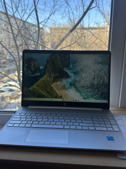 Продам Ноутбук HP 15s