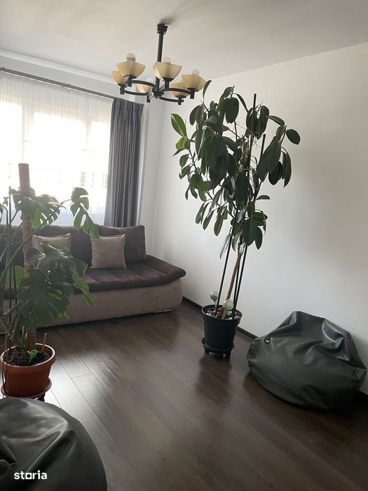 Apartament 3 camere zona Alexandru Obregia